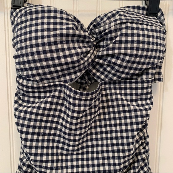 *NWT* LOFT Beach Gingham Seersucker Twist Bandeau One-Piece Swimsuit - Picture 6 of 13